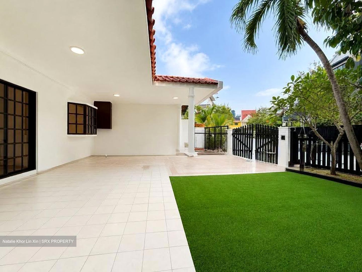 Pasir Ris Beach Park (D18), Semi-Detached #622445301